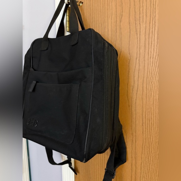 BEIS The Expandable Backpack in black - Picture 3 of 8